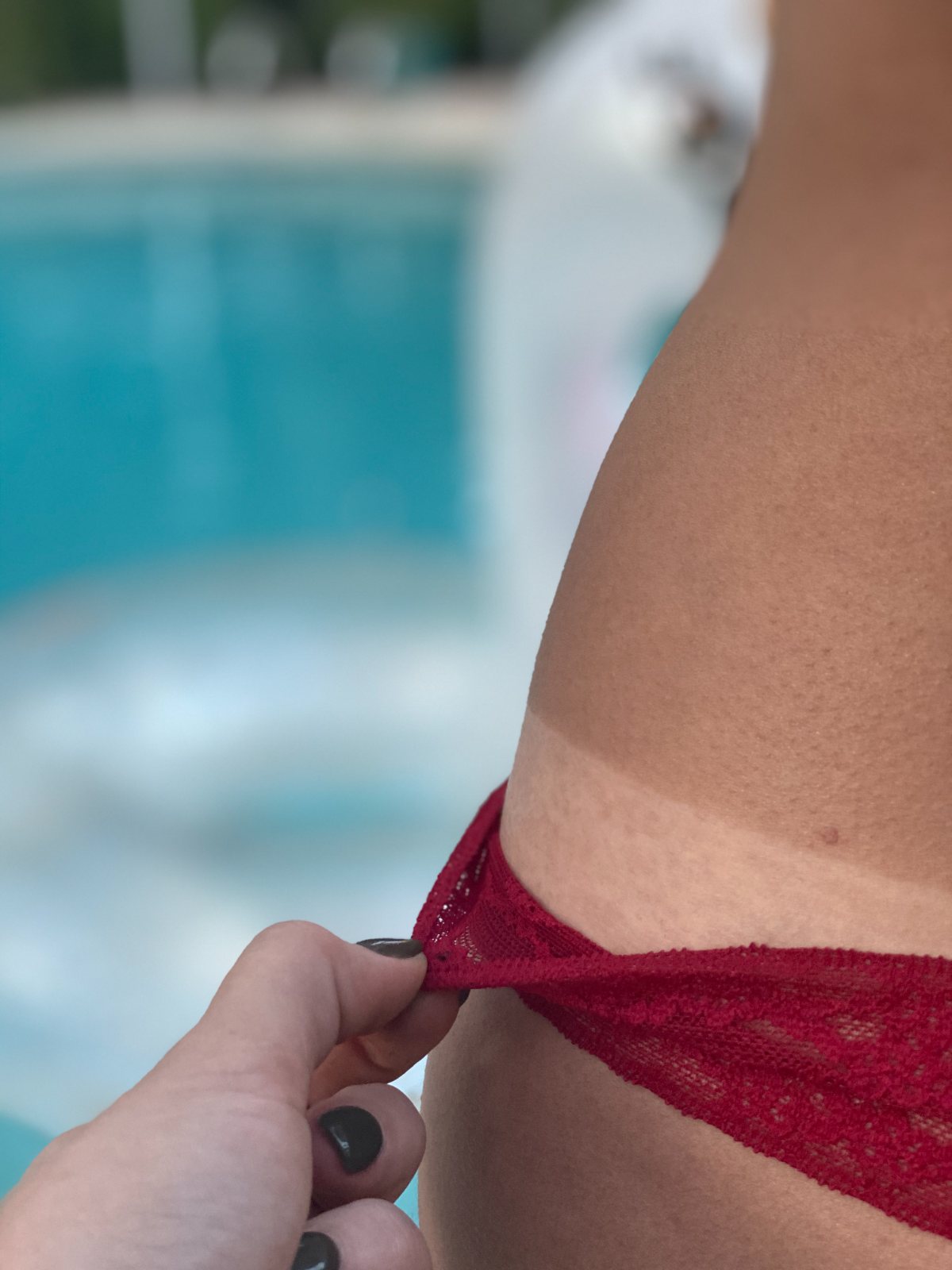 Custom airbrush spray tan result — The Bronze Lily, St. Petersburg, FL